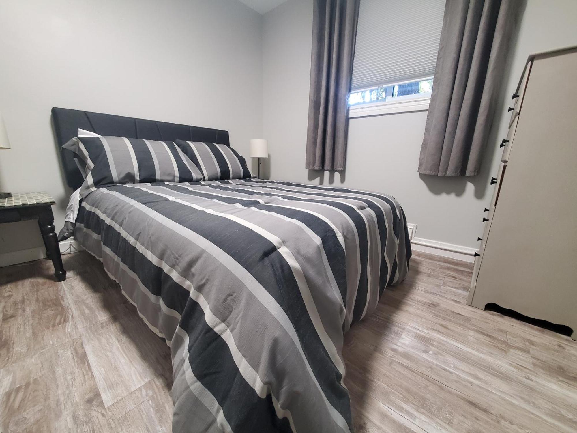 Modern Private 1Br Apt. W/Free Prkg + Fast Wi-Fi Sault Ste. Marie Exterior photo
